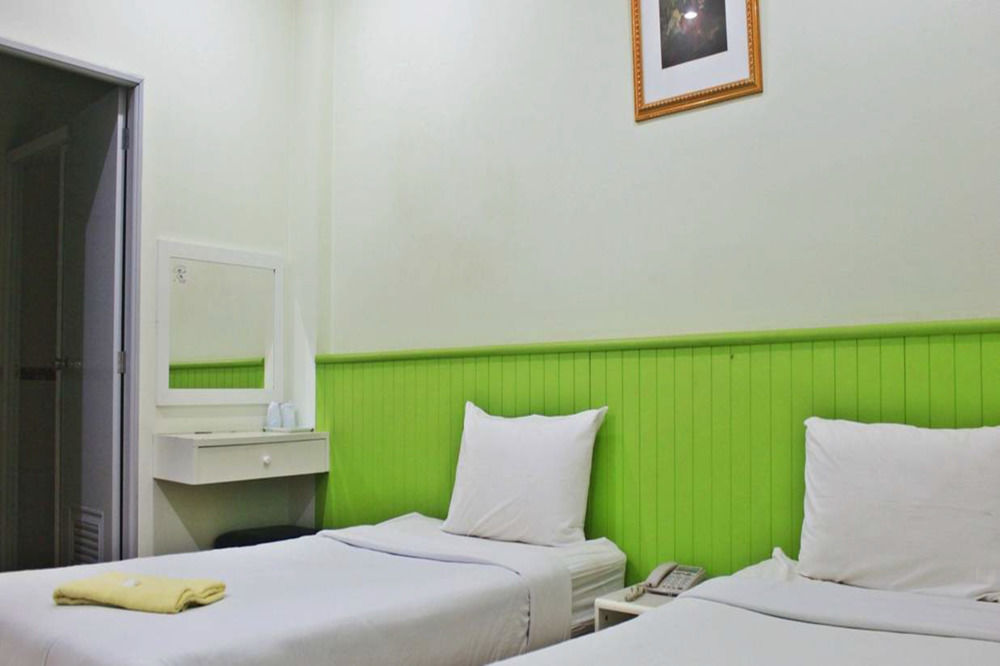 Nine Inn @ Town Phuket ภายนอก รูปภาพ