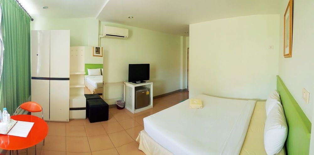 Nine Inn @ Town Phuket ภายนอก รูปภาพ