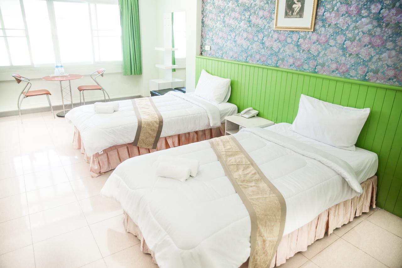 Nine Inn @ Town Phuket ภายนอก รูปภาพ