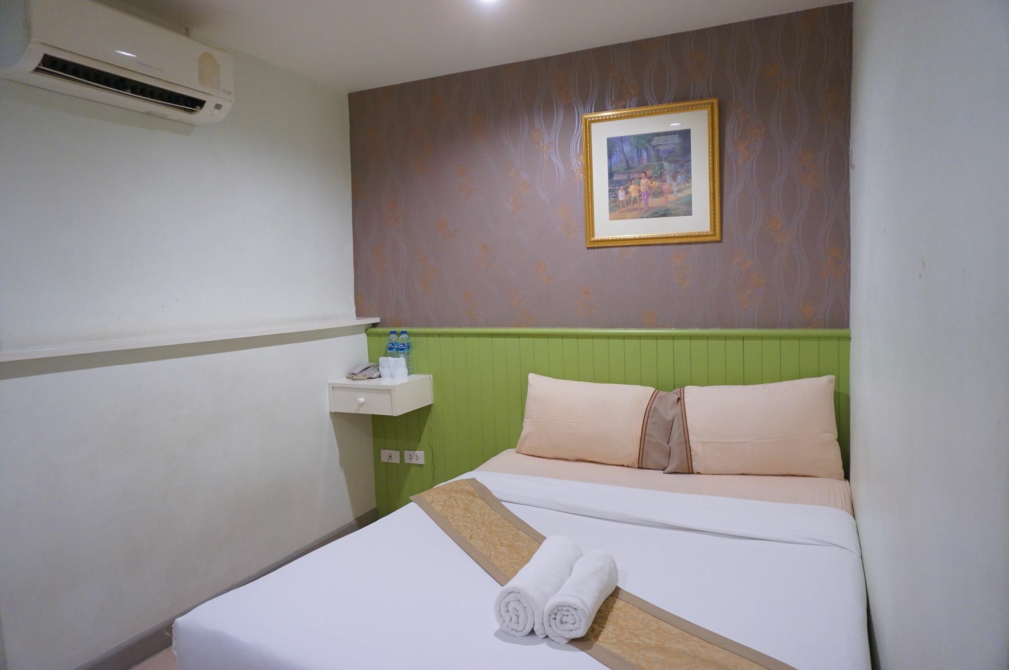 Nine Inn @ Town Phuket ภายนอก รูปภาพ